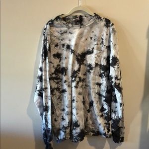 Ivory Ella Acid Wash Gray Black Long Sleeve XL